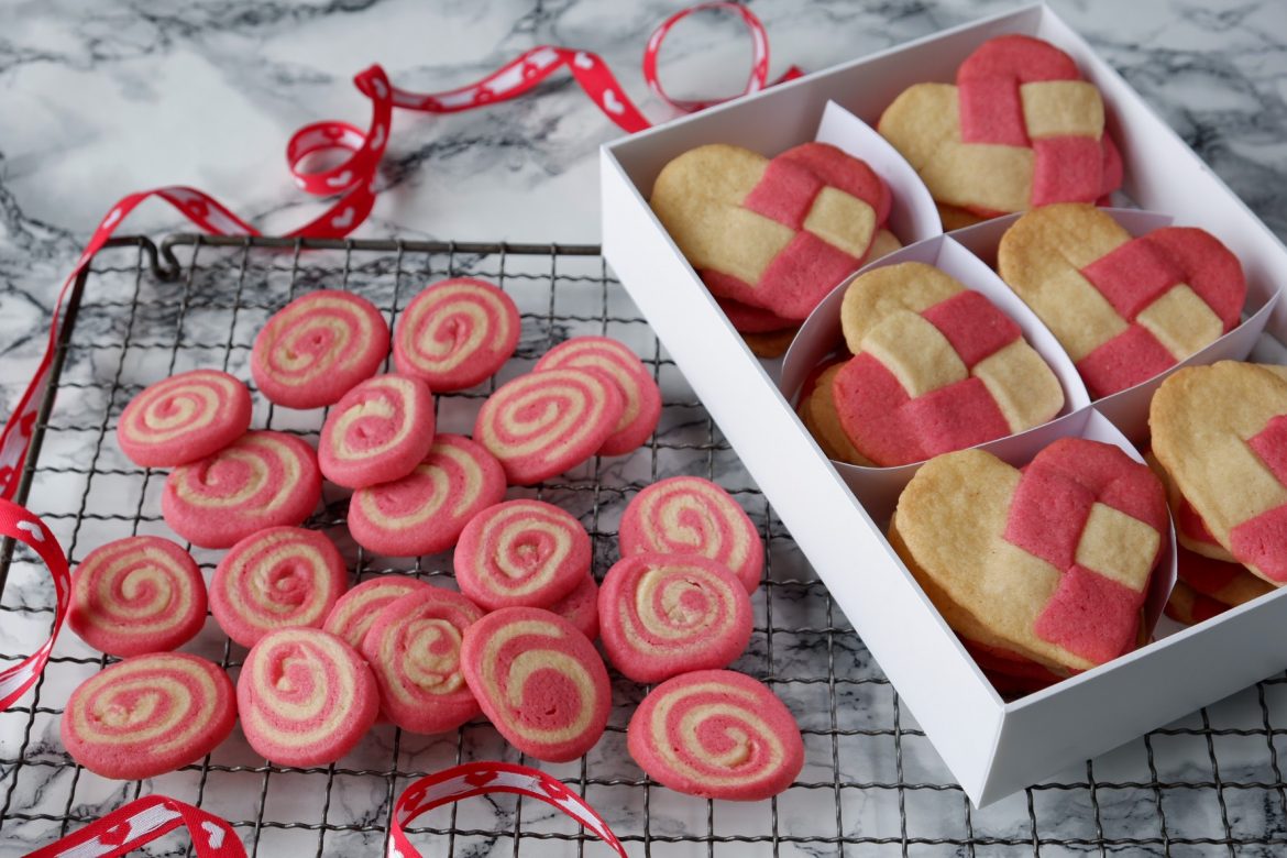 Julehjerter af småkagedej