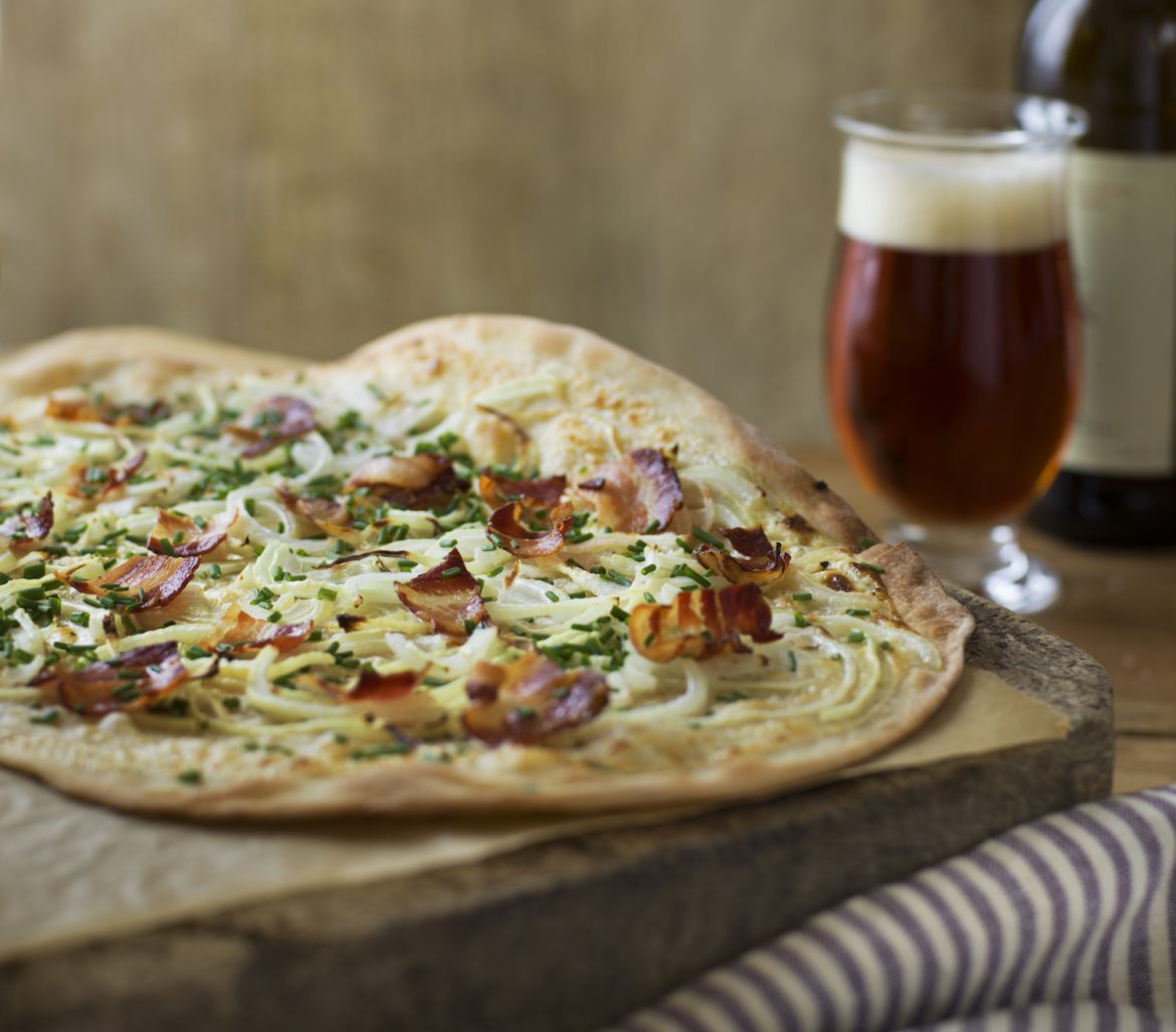 Flamkuchen Flammkuchen eller Tarte Flambée